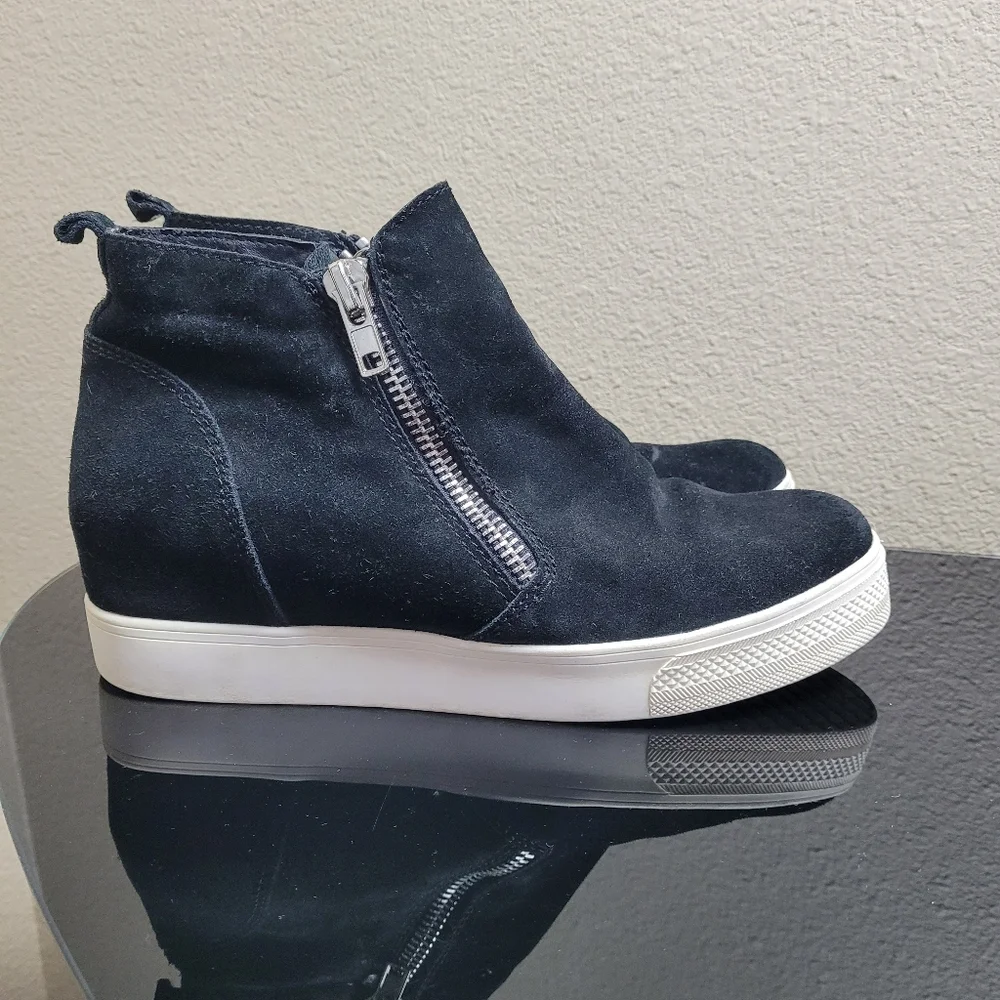 Steve Madden Wedgie Hidden Wedge Suede High Top Sneakers Size 11
